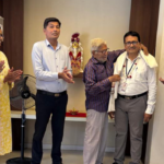 બેંકની સેવા સિનિયર ગ્રાહકે બિરદાવી.